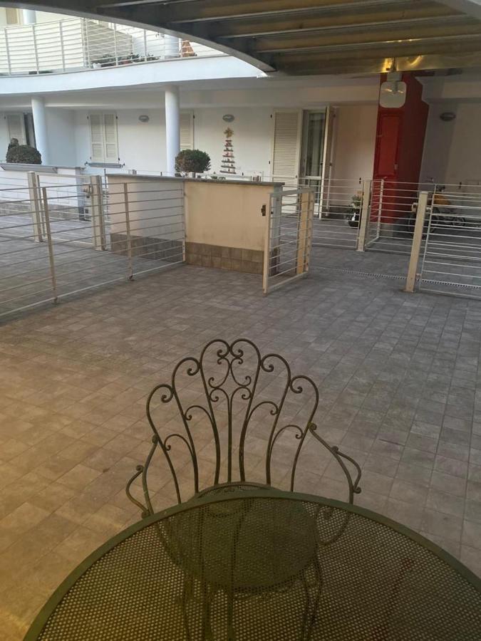 Senza Pensieri Residence Zero Carlo Urbino Crema Bagian luar foto